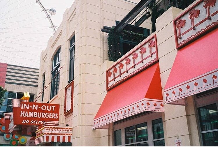 Restaurants In-N-Out Burger