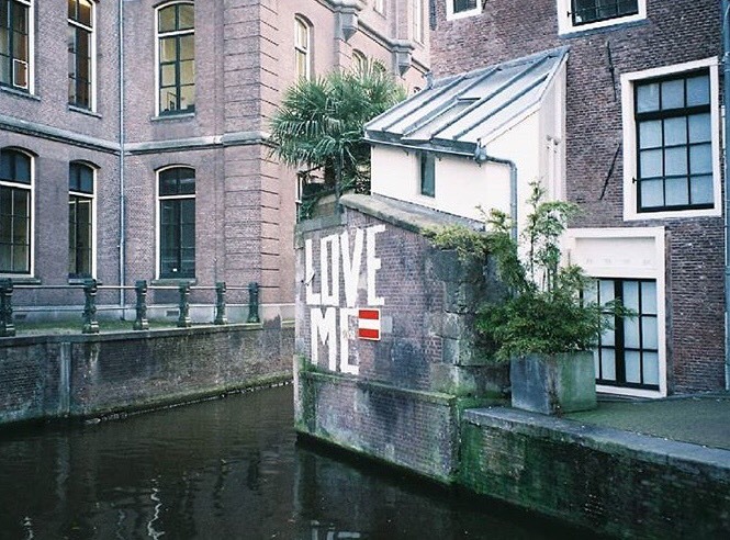 Place Canales de Ámsterdam