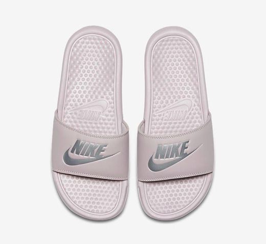 Chinelos Nike Benassi 