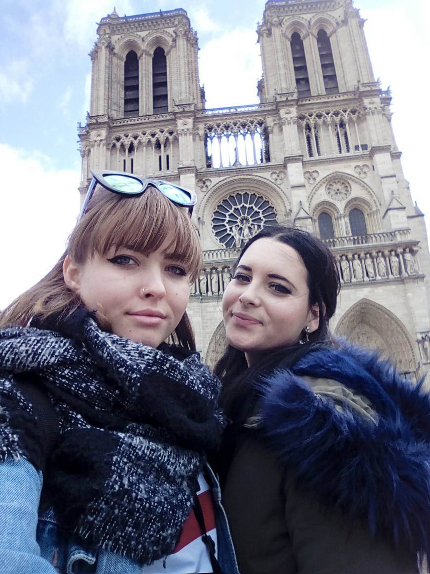 Place Notre Dame