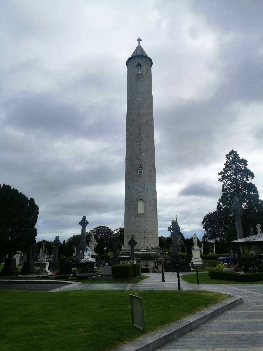 Places O'Connell Tower