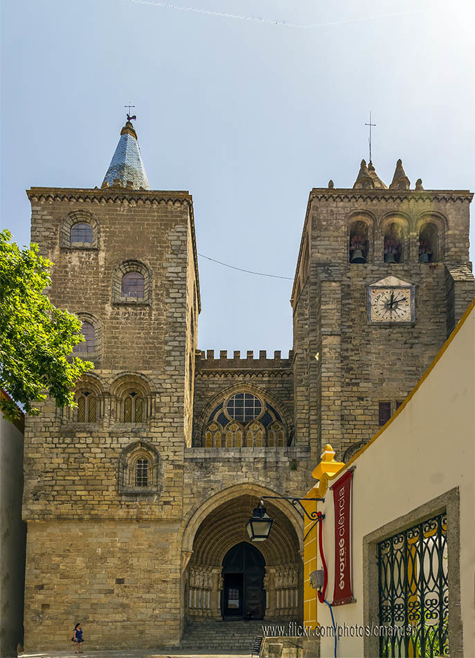 Place Catedral de Évora