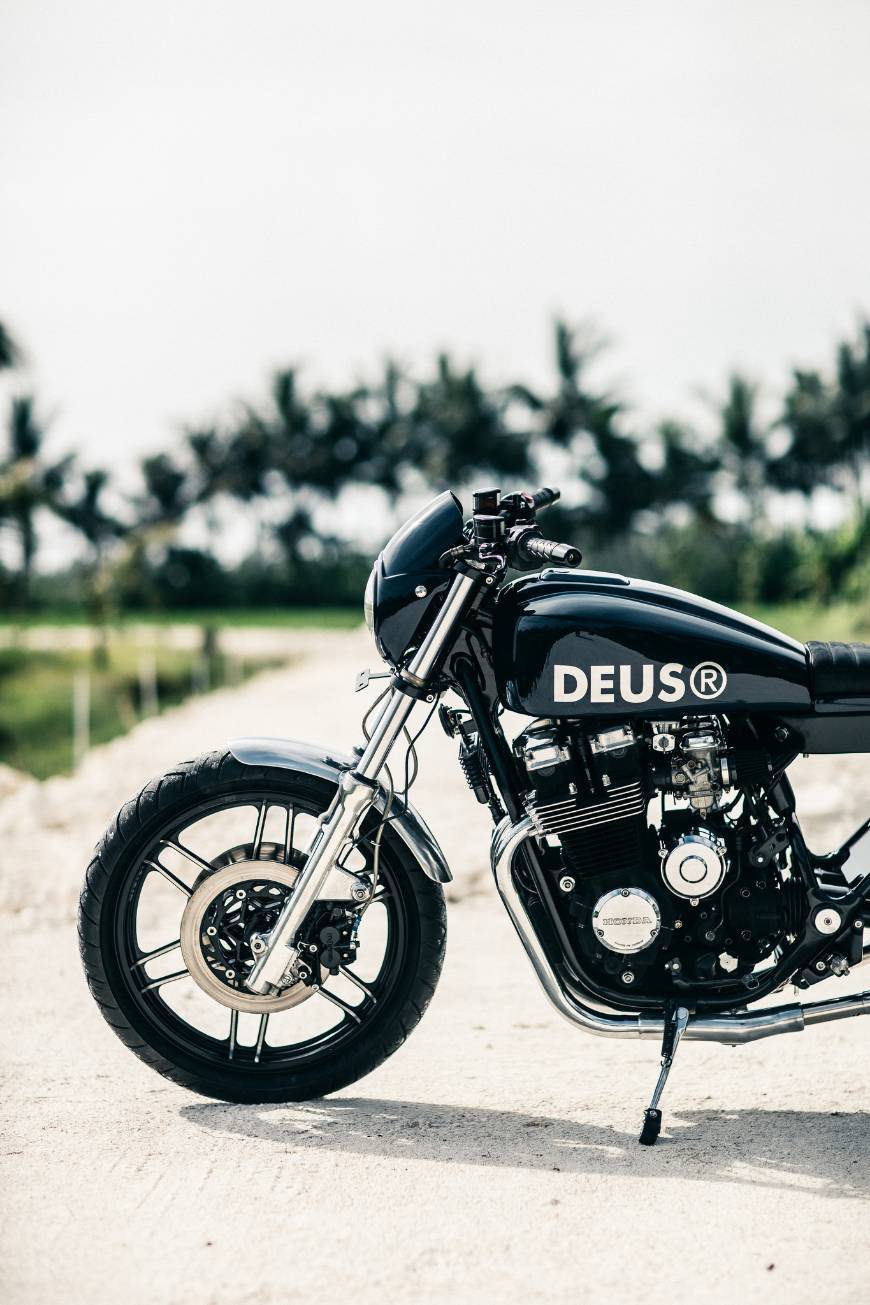 Moda Deus-CB650