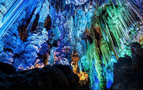 Fashion Saint Michael's Cave