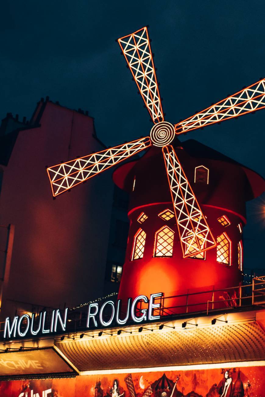 Moda Moulin Rouge