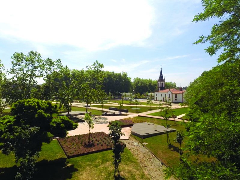 Place Parque Nossa Senhora das Dores e Doutor Lima Carneiro