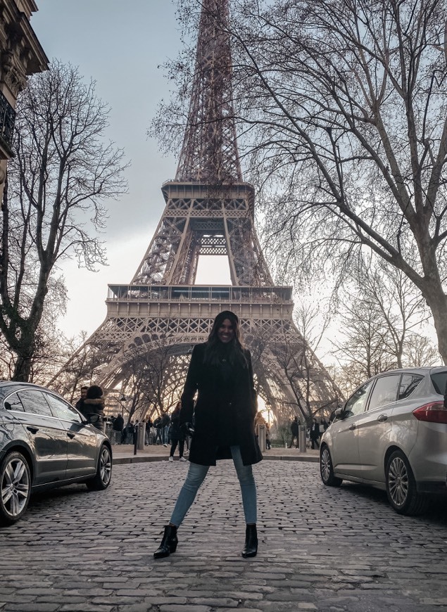 Place Torre Eiffel