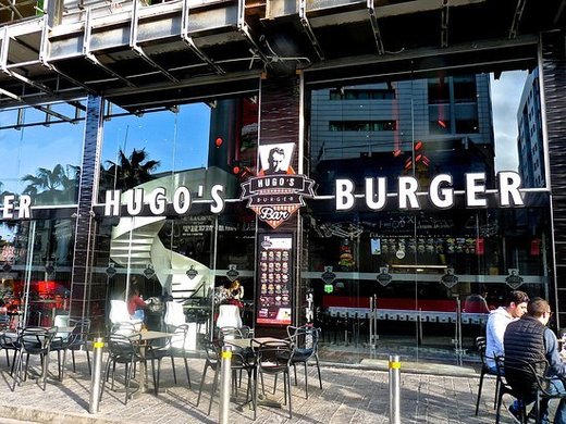Hugo's Burger