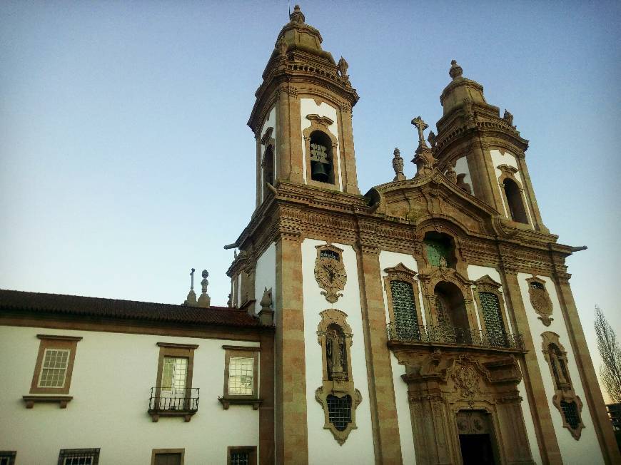 Lugar Mosteiro São Miguel De Refojos