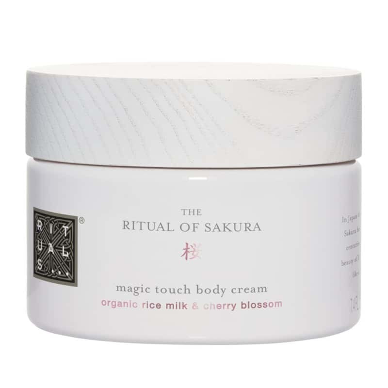 Fashion Rituals body cream of Sakura