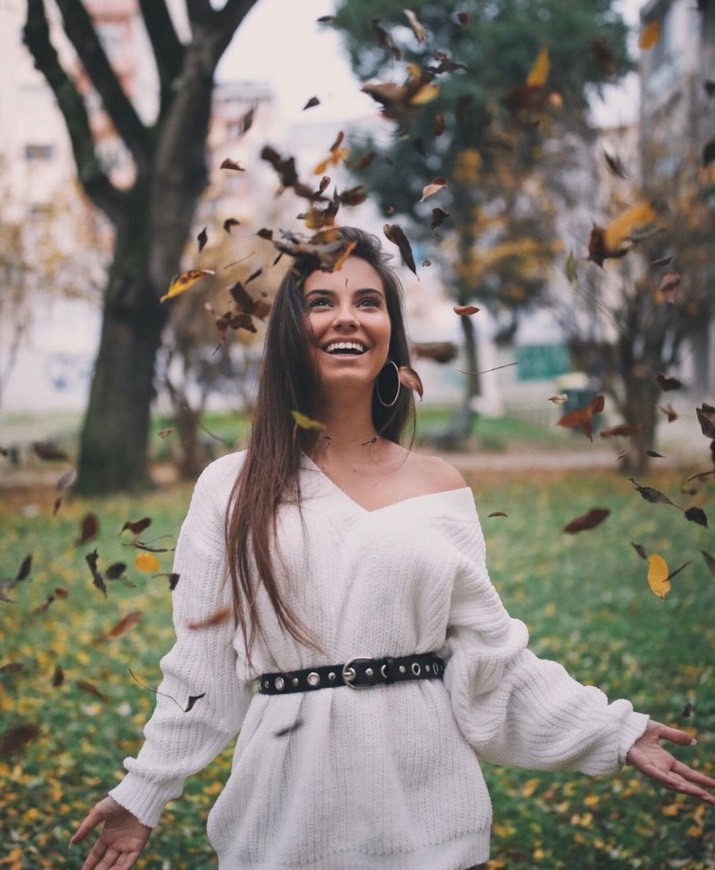 Social Carly Santos