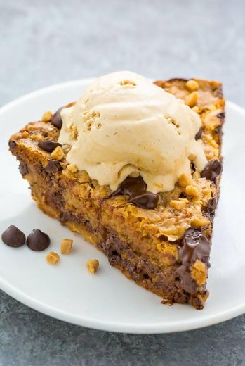 Toffee chocolate chip cookie pie