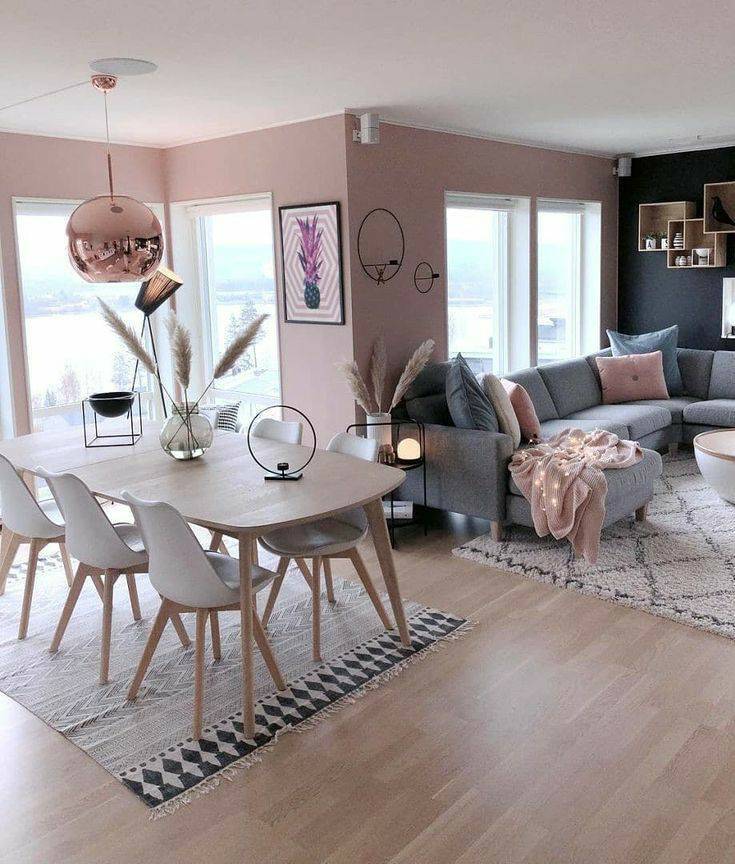 Moda Small living and dinning room