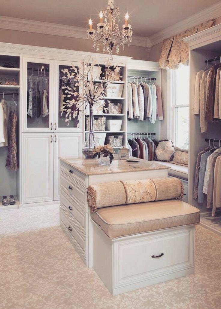 Moda Closet room