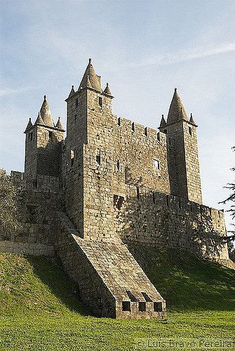 Place Castelo de Santa Maria da Feira