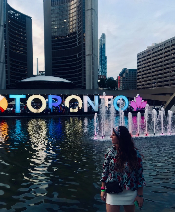 Lugar Nathan Phillips Square