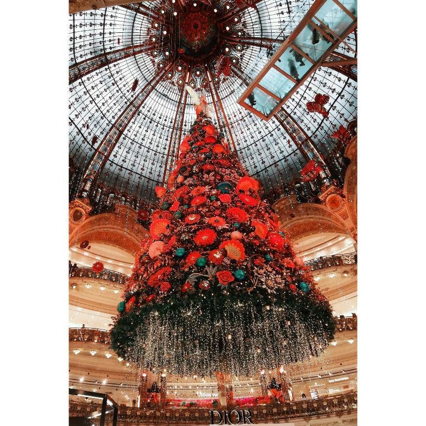 Place Galeries Lafayette Haussmann