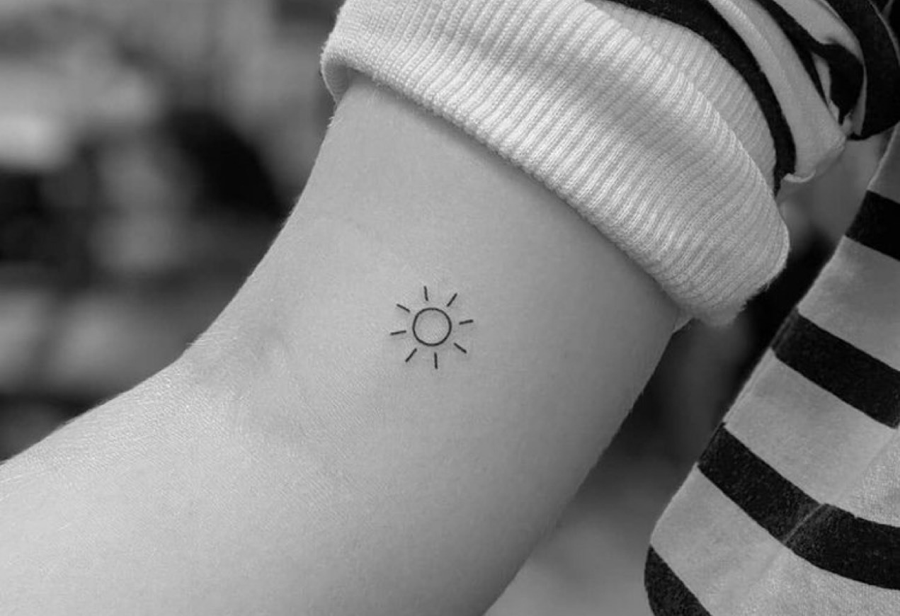 Fashion Sun Tattoo