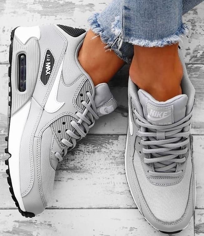 Fashion Grey Nikes