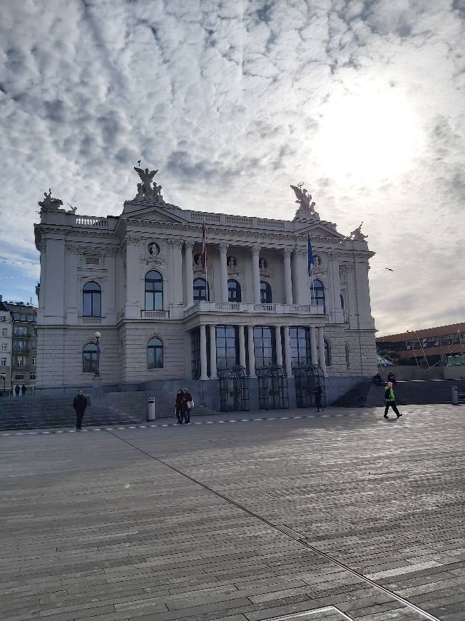 Place Zürich Opera House