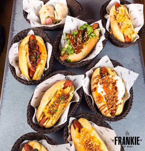 Frankie hot dogs Porto