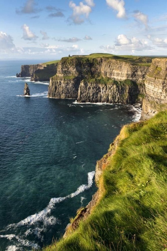 Place Cliffs of Moher