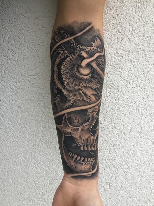 Lugar Addictive Pain Tattoo 