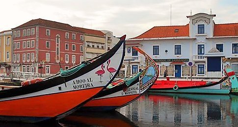 Lugar Cale do Oiro - Passeio de Moliceiro e/ou Mercantel