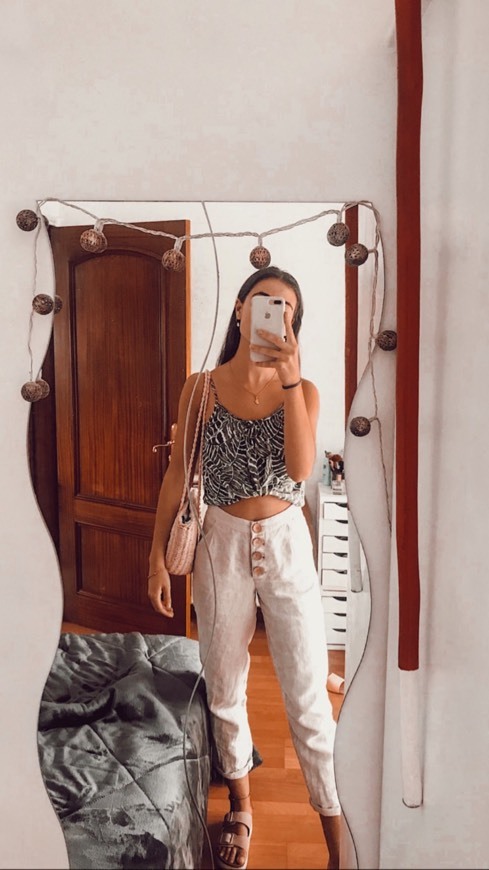 OUTFIT 