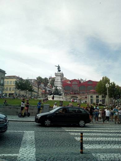 Praça do Infante D. Henrique