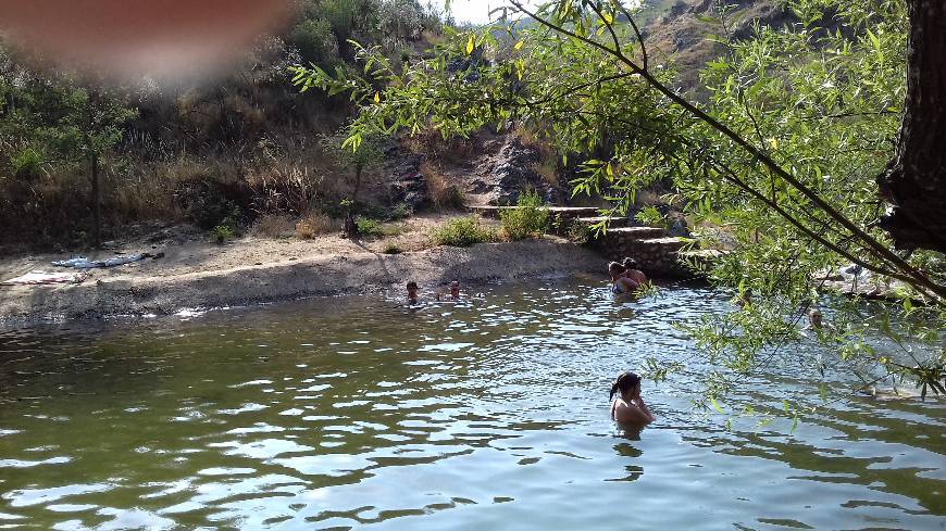 Lugar Beach Penedo Furado