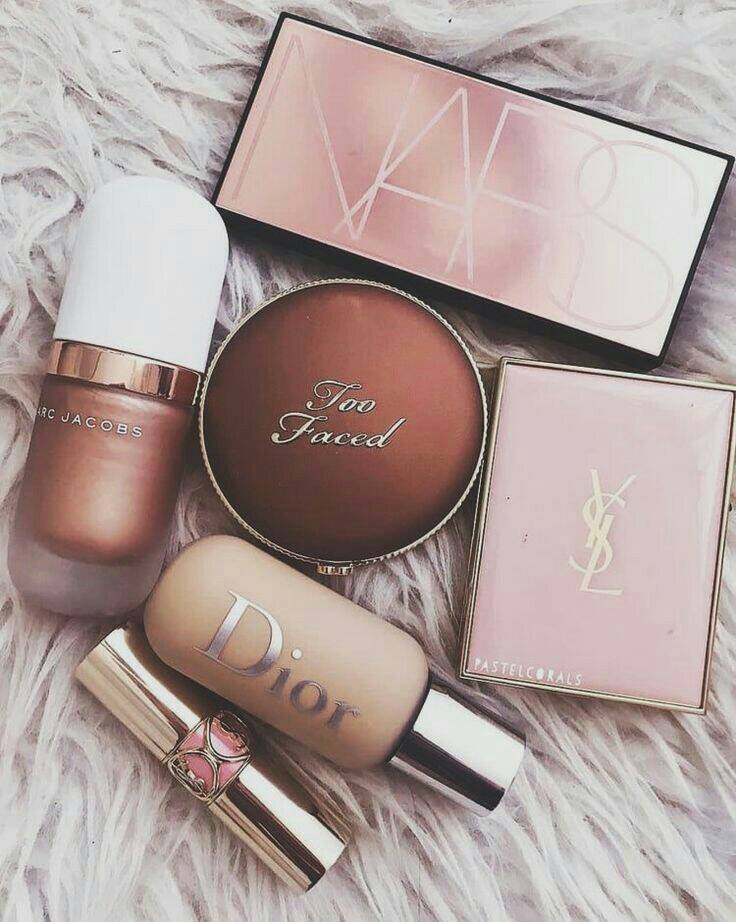 Products Makeup 