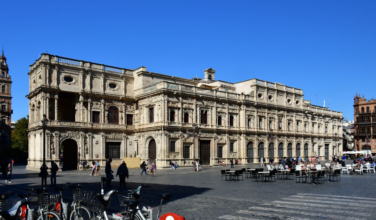 Place Ayuntamiento de Sevilla