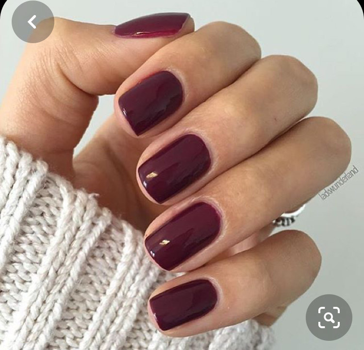 Moda Unhas Bordeaux curtas