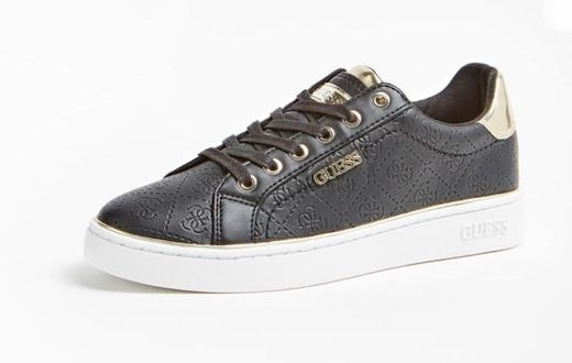 BECKIE SNEAKER EMBOSSED 4G LOGO