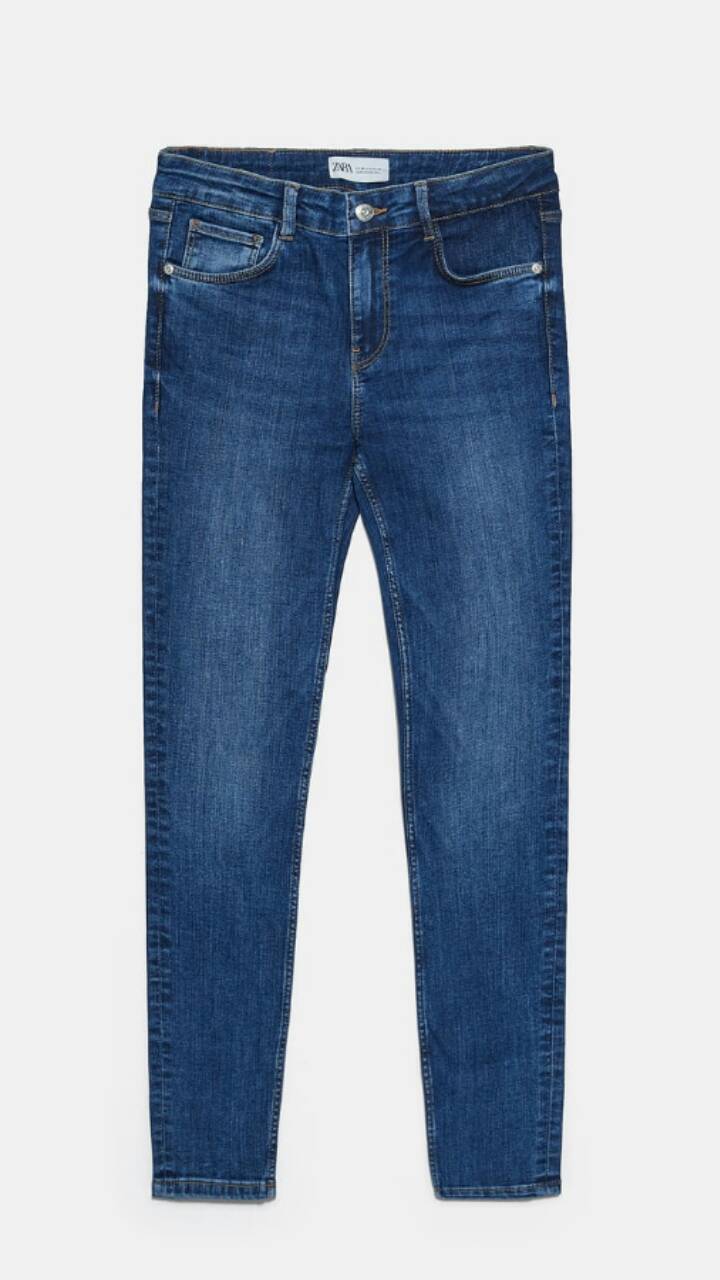 Social Jeans hi-rise sculpt 19