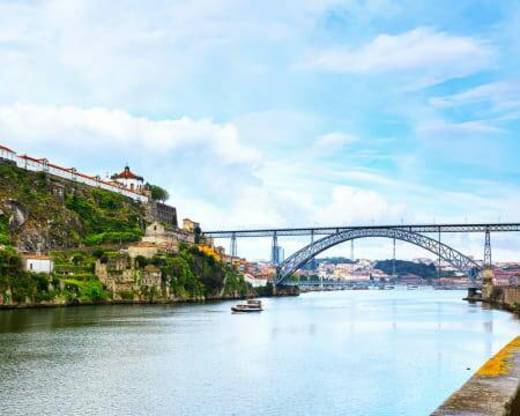 Cruzeiro 6 pontes no Douro c/ almoço a bordo ⛴️