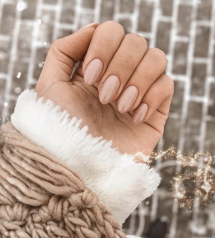 Fashion Nude nails