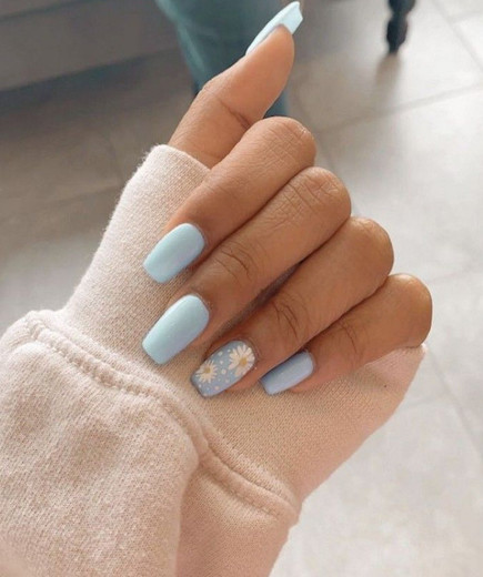 Light blue nails