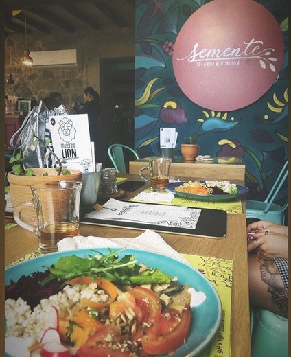 Semente - Art, Coffee & Plant Based Food