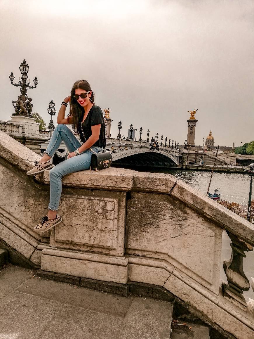 Place Pont Alexandre III