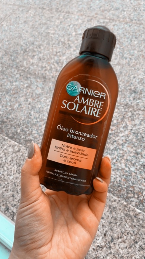 Products Óleo Bronzeador Ambre Solaire FP2
Garnier