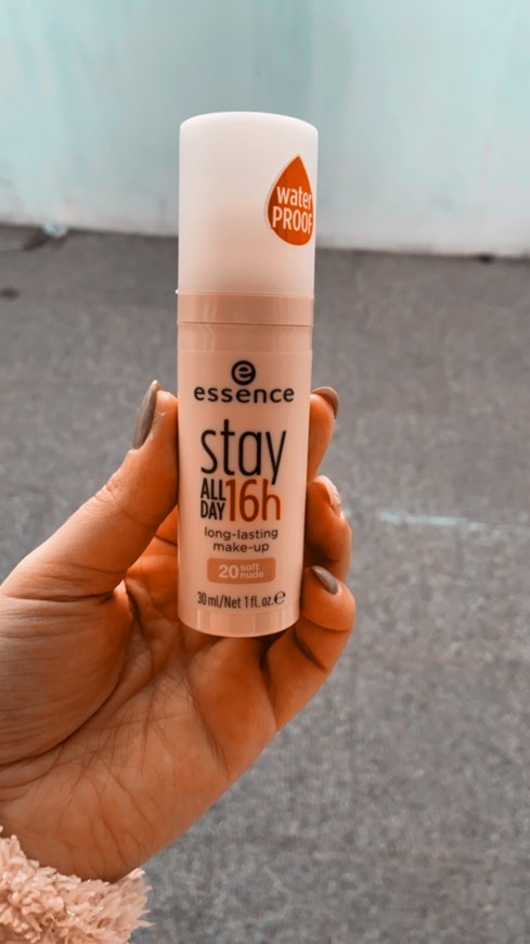 Product Essence base stay all day 16h