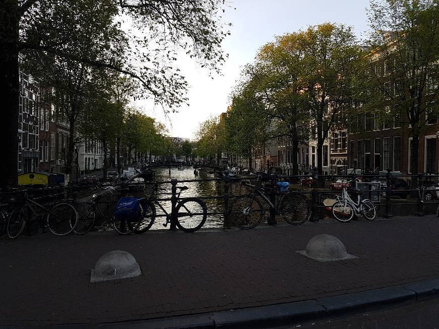 Place Ámsterdam
