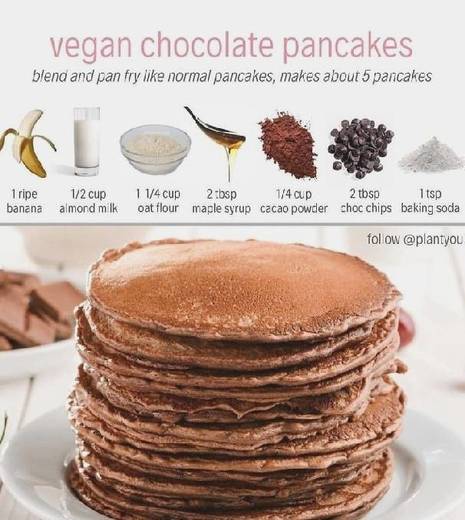 Vegan chocolate pancakes