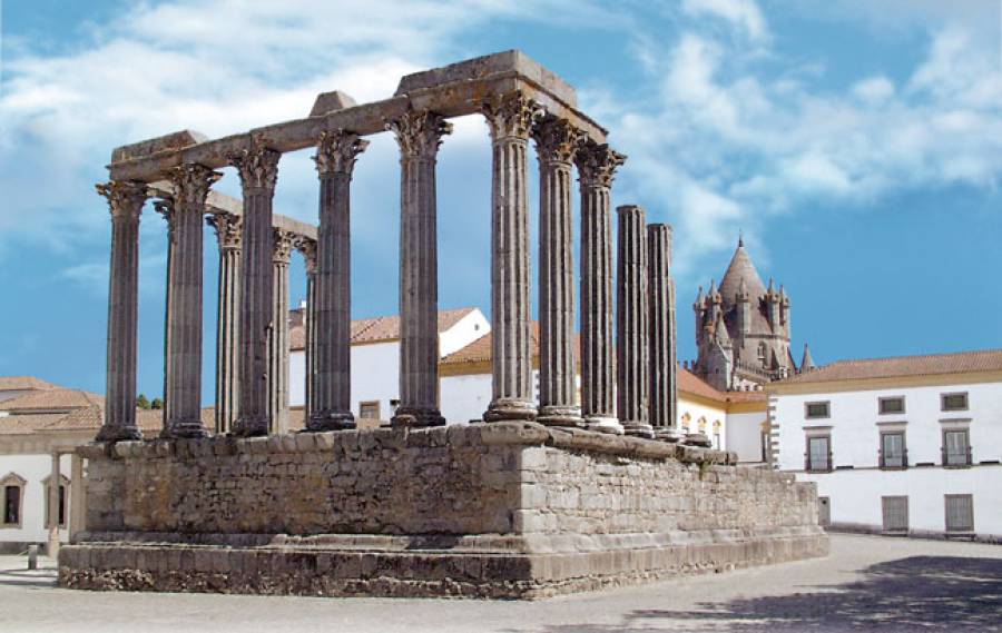 Lugar Templo romano de Évora