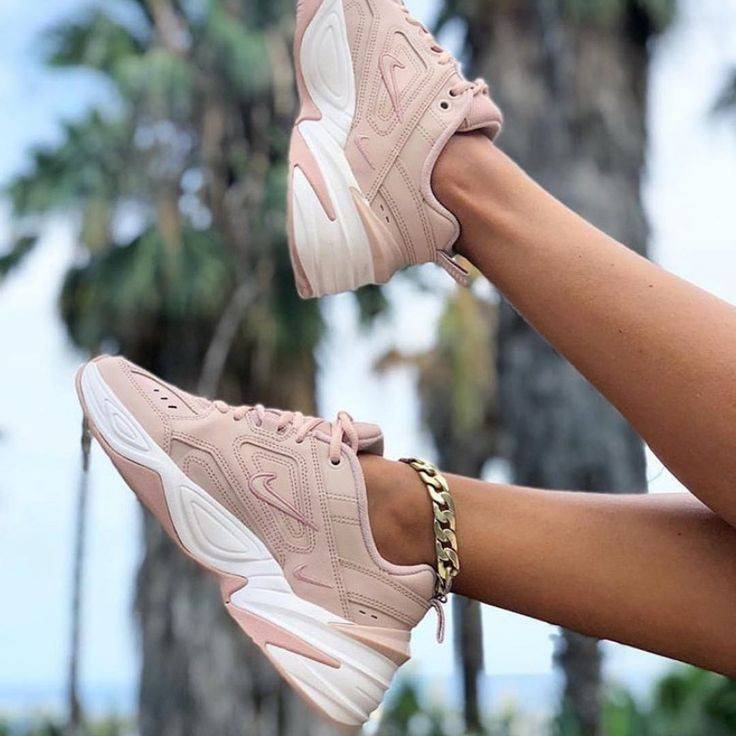 Nike tekno