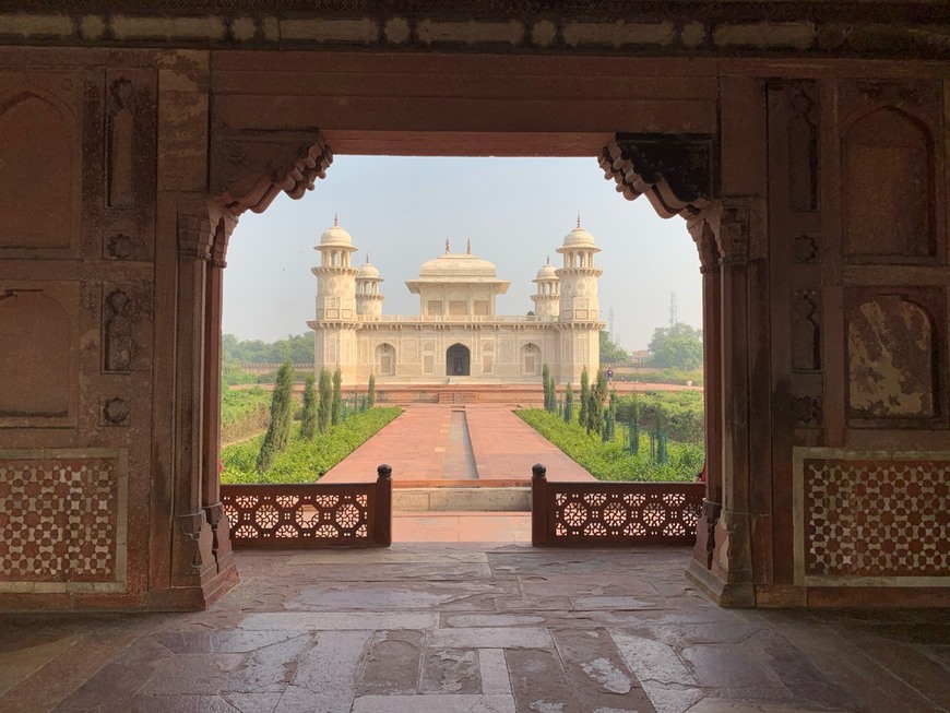 Lugares Mini Taj Mahal