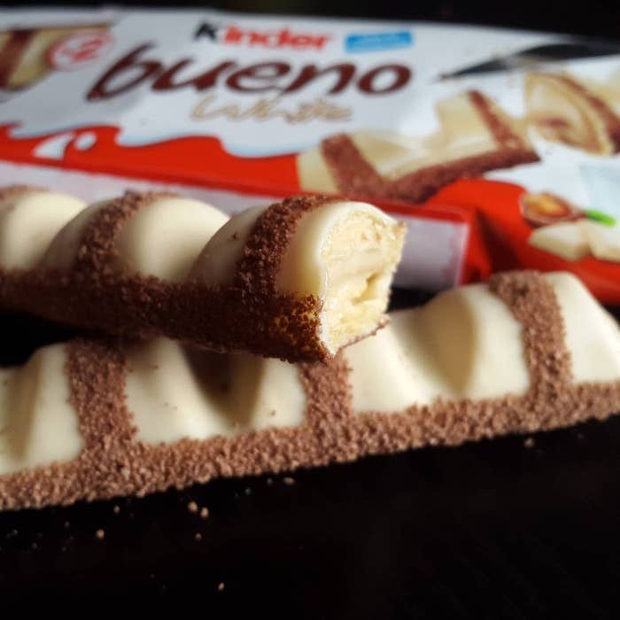 Product KINDER BUENO BLANCO 2 BARRITAS 43 GR