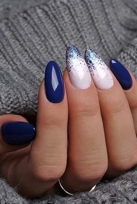 Moda Nails